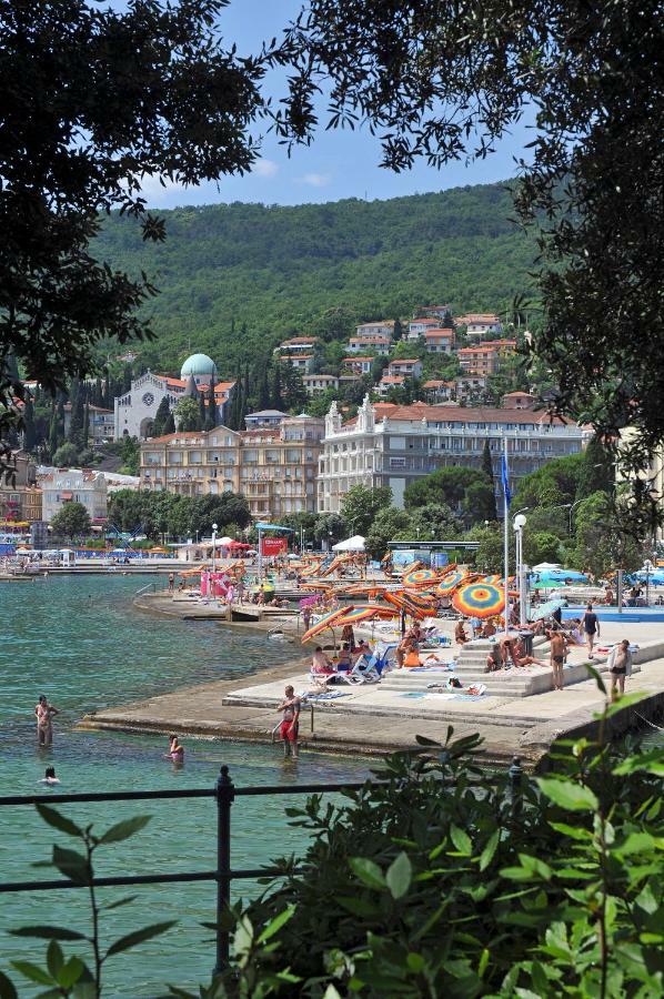 Apartment Gianfranko Opatija Exterior foto